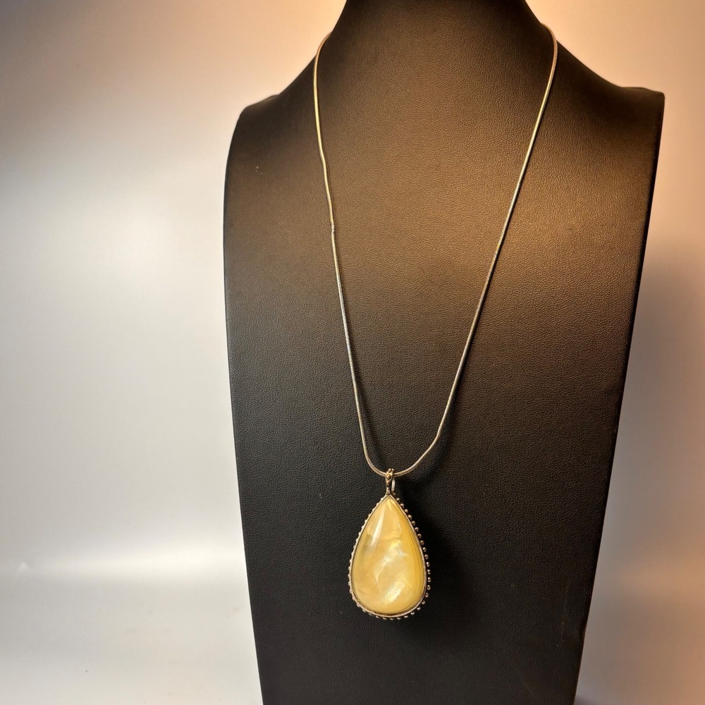 Reversible Teardrop Pendant Necklace Yellow Black Silver Tone Boho Statement